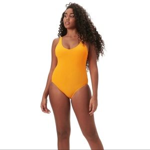NWT Andie The Ibiza One Piece Swimsuit in Turmeric